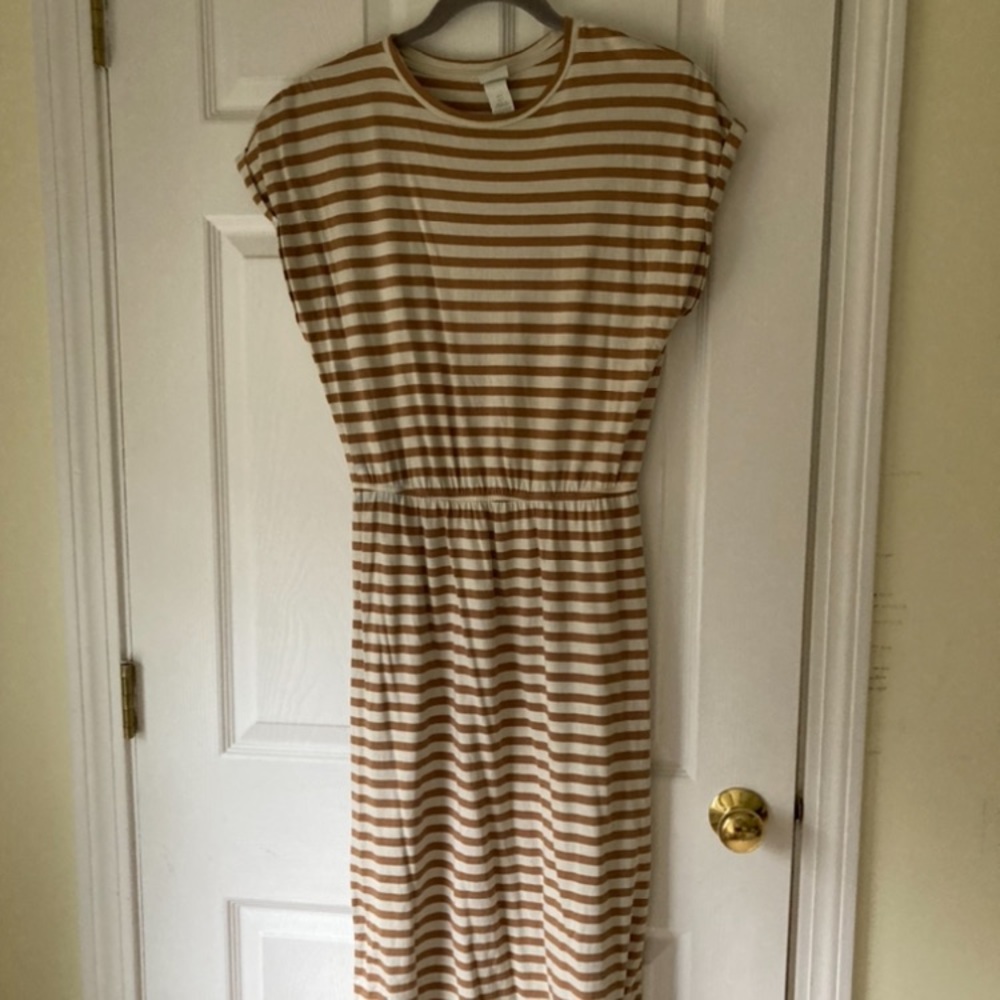 H&M Striped Midi Dress